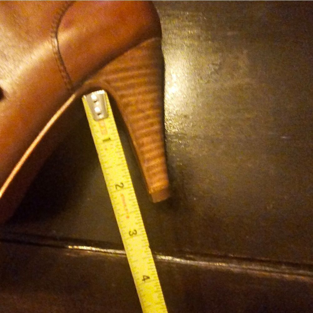 Audrey Brooke heeled Adel booties sz 7, like new - Picture 11 of 11